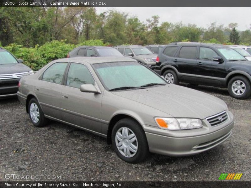 Cashmere Beige Metallic / Oak 2000 Toyota Camry LE