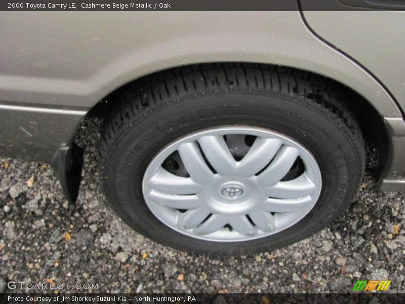 Cashmere Beige Metallic / Oak 2000 Toyota Camry LE