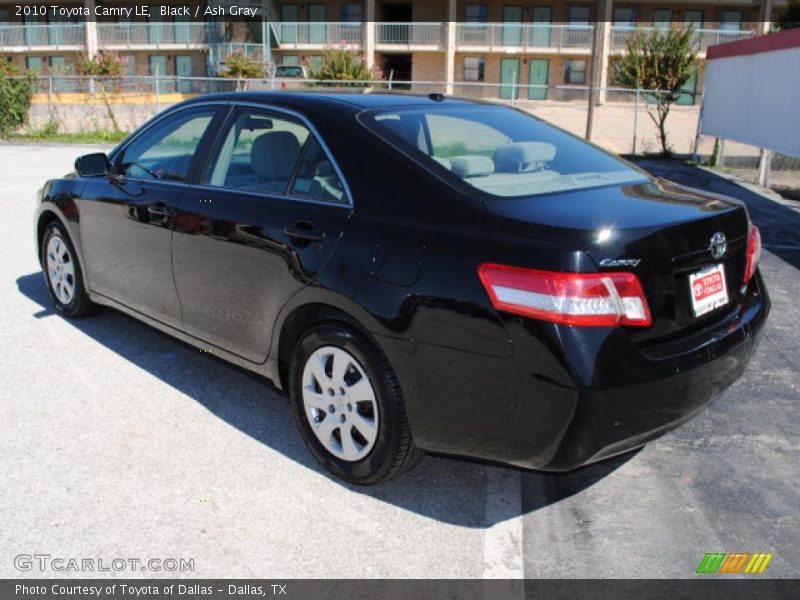 Black / Ash Gray 2010 Toyota Camry LE