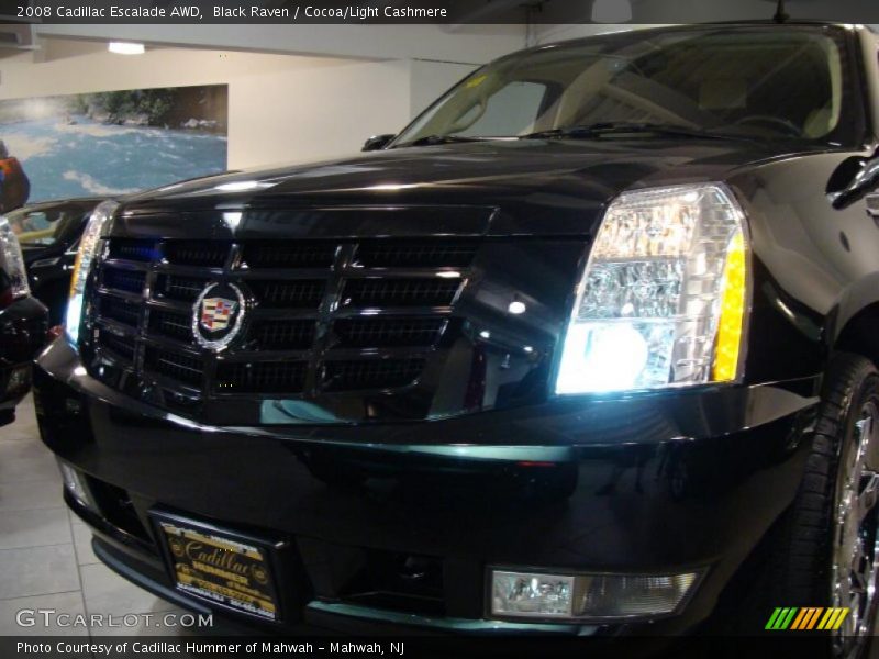 Black Raven / Cocoa/Light Cashmere 2008 Cadillac Escalade AWD