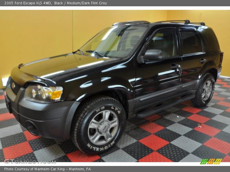 Black / Medium/Dark Flint Grey 2005 Ford Escape XLS 4WD