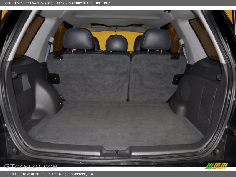 Black / Medium/Dark Flint Grey 2005 Ford Escape XLS 4WD