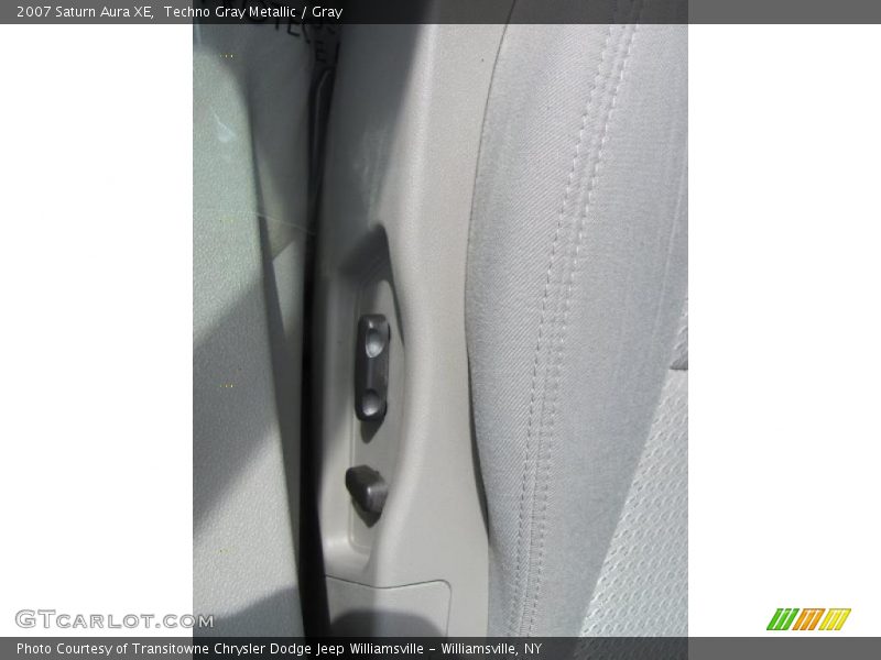 Techno Gray Metallic / Gray 2007 Saturn Aura XE