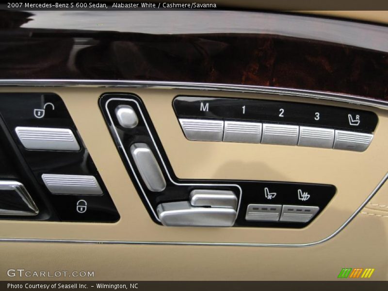 Controls of 2007 S 600 Sedan