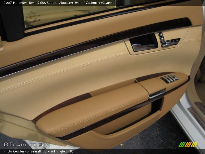 Door Panel of 2007 S 600 Sedan