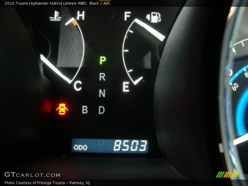 Black / Ash 2010 Toyota Highlander Hybrid Limited 4WD