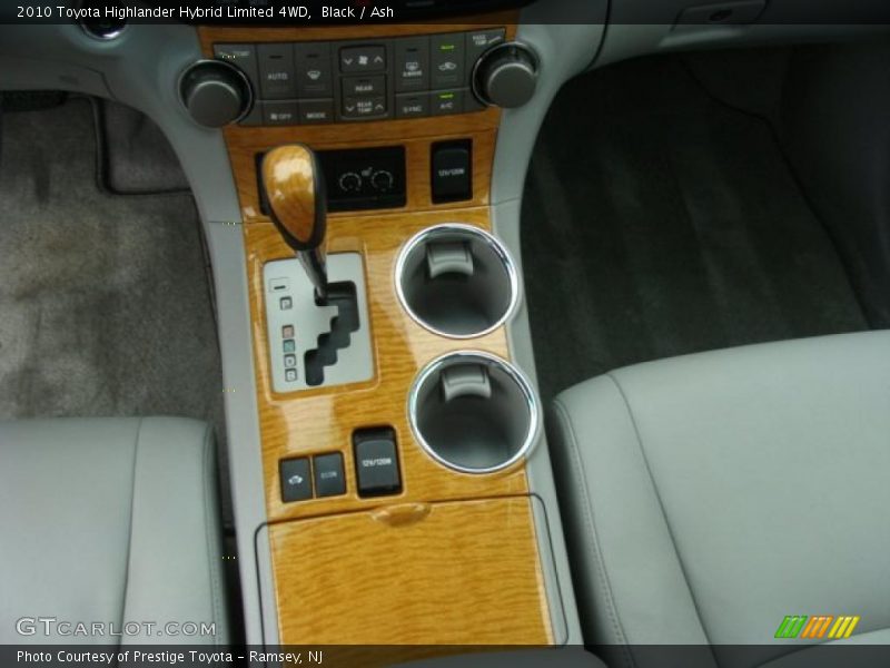Black / Ash 2010 Toyota Highlander Hybrid Limited 4WD