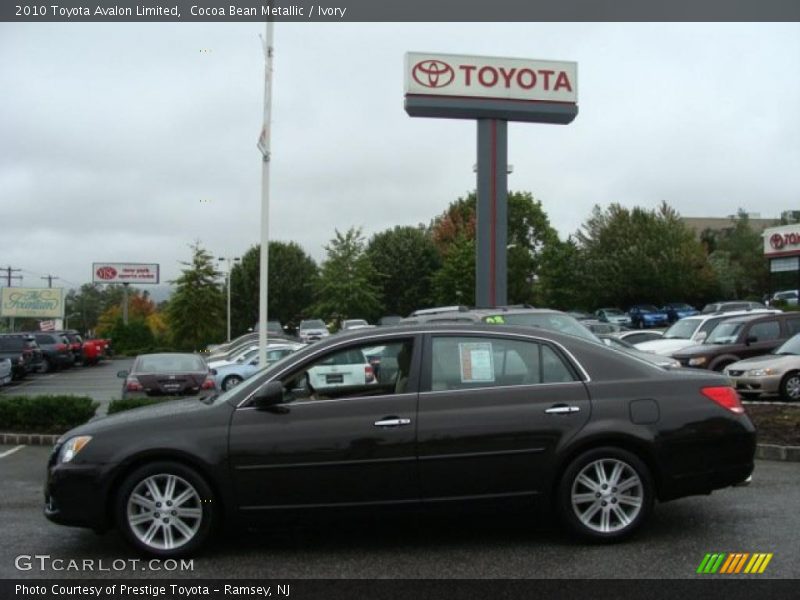 Cocoa Bean Metallic / Ivory 2010 Toyota Avalon Limited