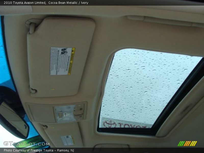 Cocoa Bean Metallic / Ivory 2010 Toyota Avalon Limited