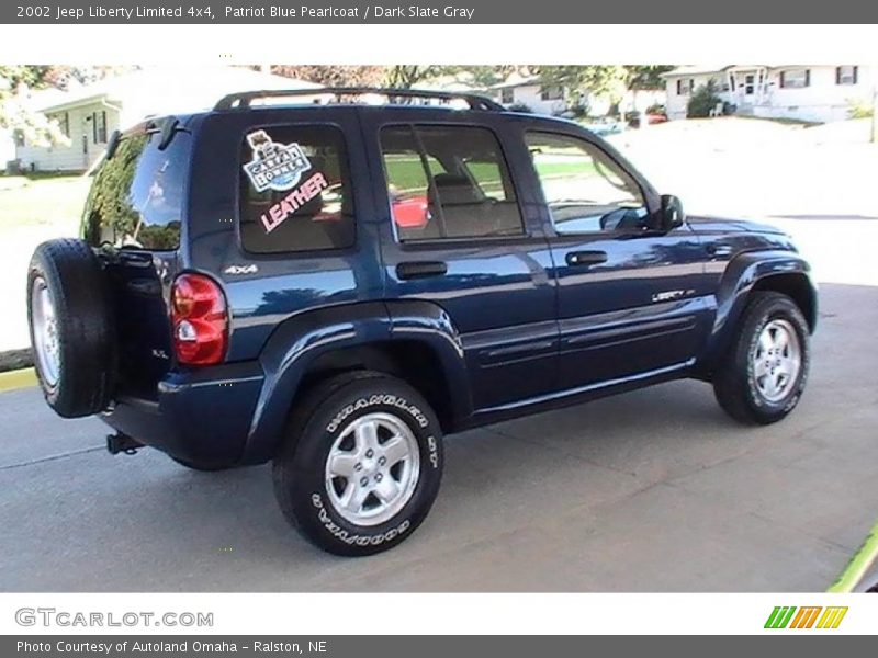 Patriot Blue Pearlcoat / Dark Slate Gray 2002 Jeep Liberty Limited 4x4
