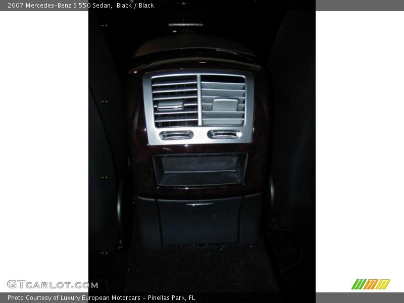 Black / Black 2007 Mercedes-Benz S 550 Sedan