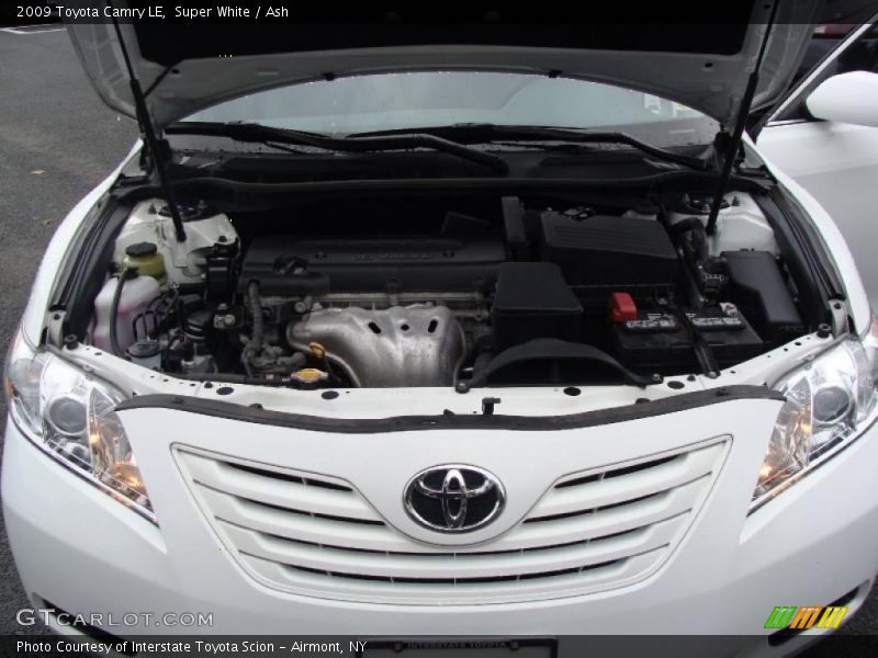 Super White / Ash 2009 Toyota Camry LE
