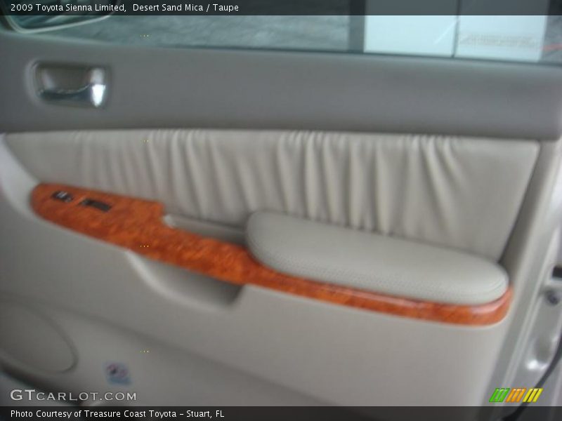 Desert Sand Mica / Taupe 2009 Toyota Sienna Limited