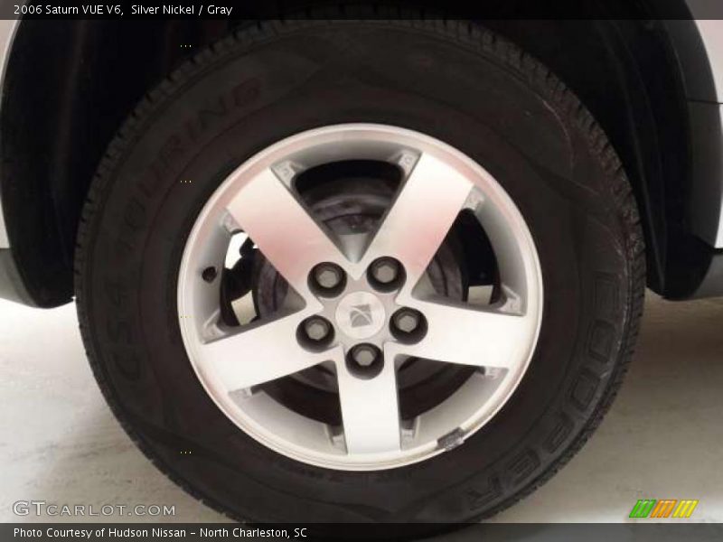 Silver Nickel / Gray 2006 Saturn VUE V6