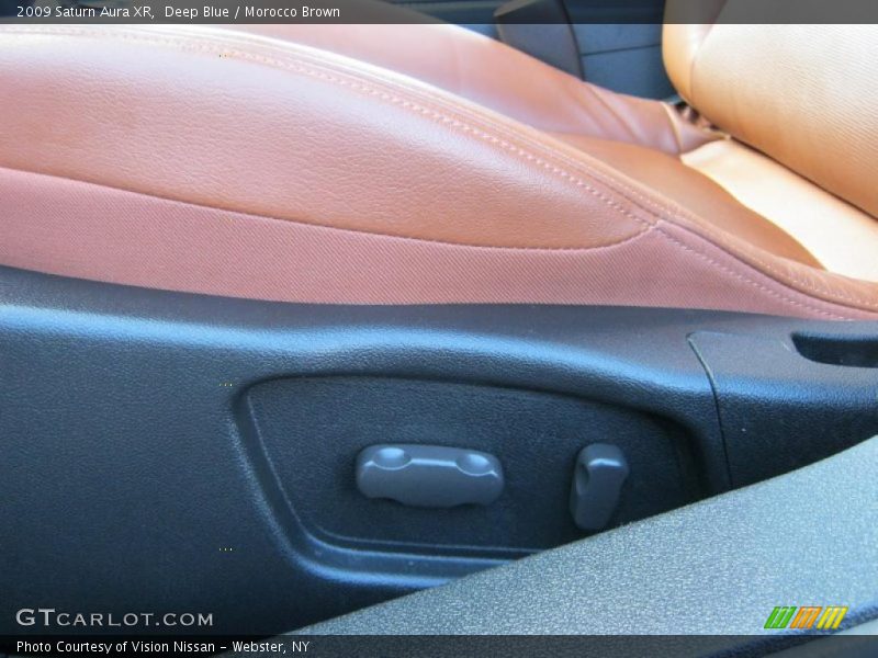 Deep Blue / Morocco Brown 2009 Saturn Aura XR