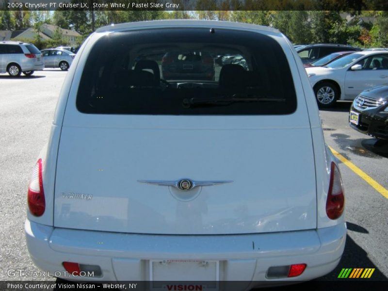 Stone White / Pastel Slate Gray 2009 Chrysler PT Cruiser LX