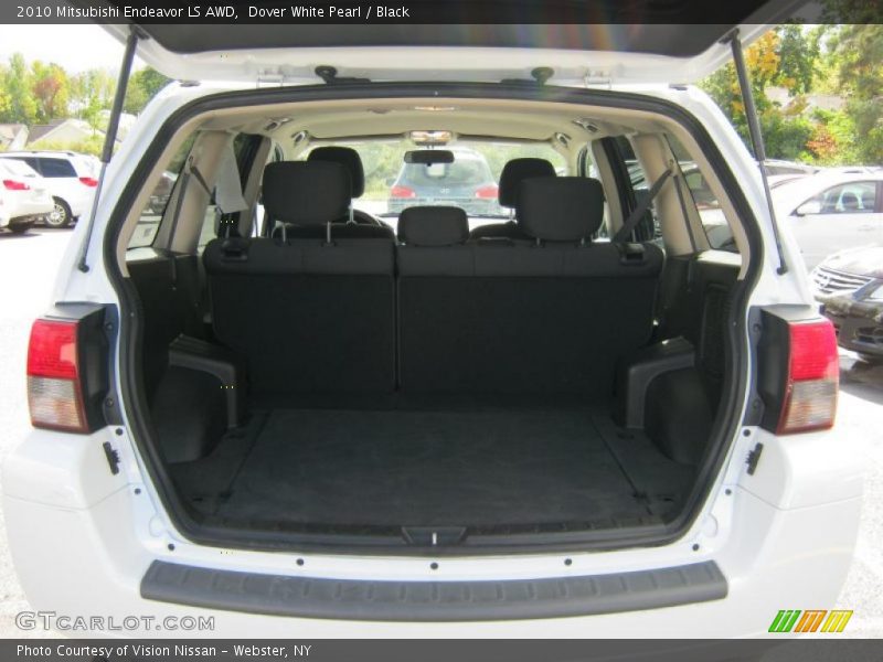 Dover White Pearl / Black 2010 Mitsubishi Endeavor LS AWD