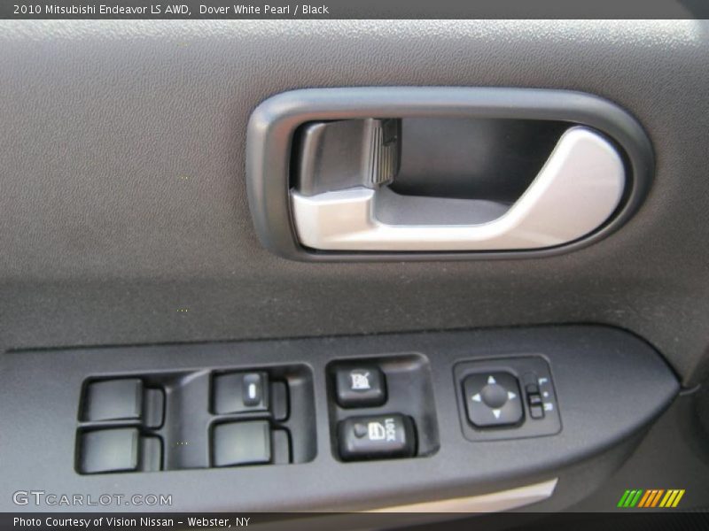 Dover White Pearl / Black 2010 Mitsubishi Endeavor LS AWD