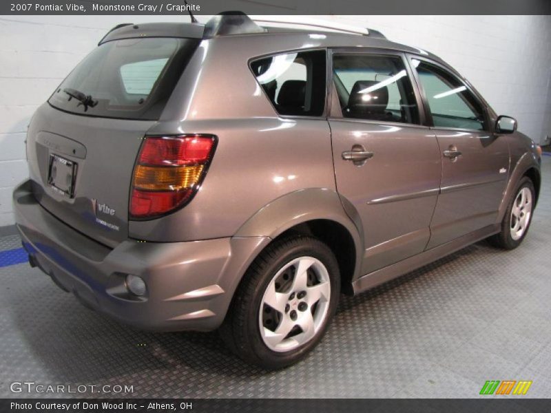 Moonstone Gray / Graphite 2007 Pontiac Vibe