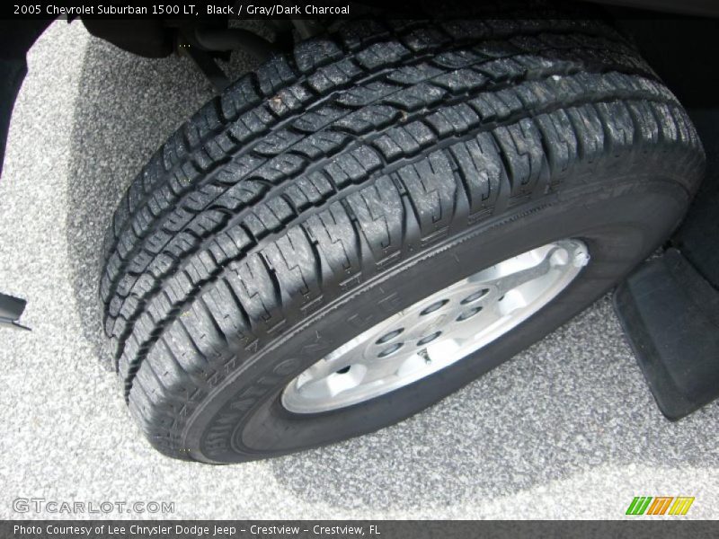 Black / Gray/Dark Charcoal 2005 Chevrolet Suburban 1500 LT