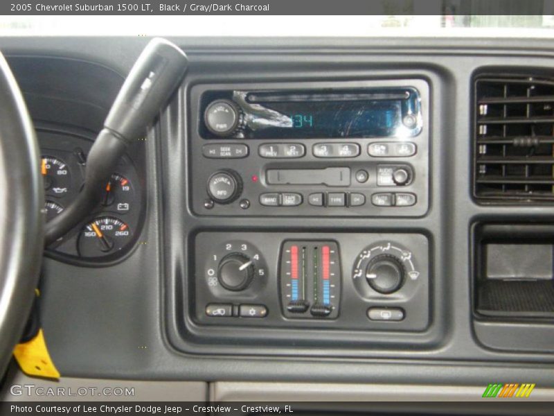Black / Gray/Dark Charcoal 2005 Chevrolet Suburban 1500 LT