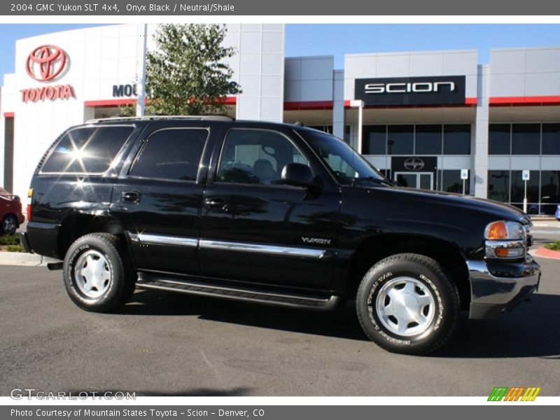 Onyx Black / Neutral/Shale 2004 GMC Yukon SLT 4x4