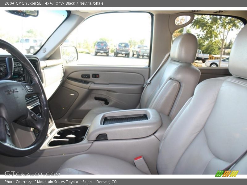 Onyx Black / Neutral/Shale 2004 GMC Yukon SLT 4x4
