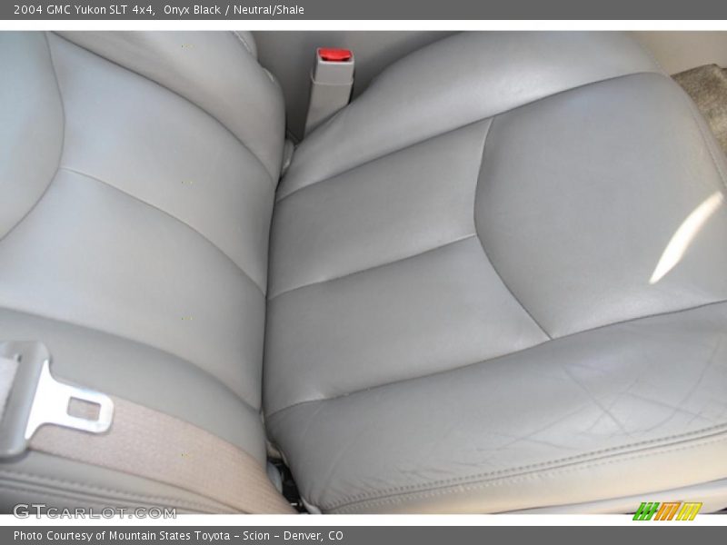 Onyx Black / Neutral/Shale 2004 GMC Yukon SLT 4x4