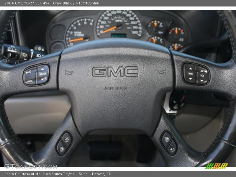 Onyx Black / Neutral/Shale 2004 GMC Yukon SLT 4x4