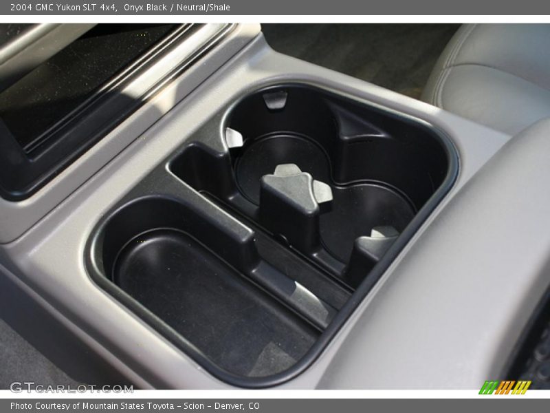 Onyx Black / Neutral/Shale 2004 GMC Yukon SLT 4x4
