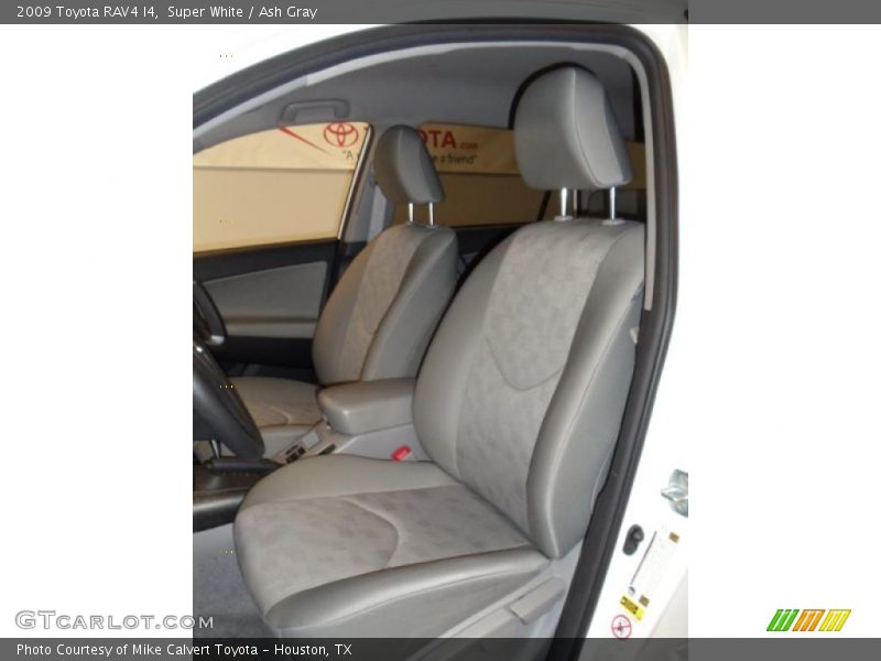 Super White / Ash Gray 2009 Toyota RAV4 I4