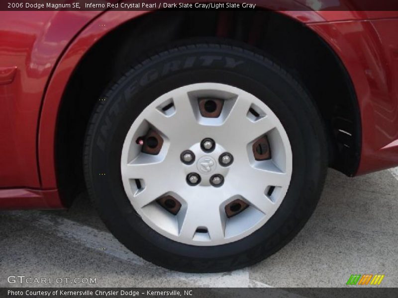 Inferno Red Crystal Pearl / Dark Slate Gray/Light Slate Gray 2006 Dodge Magnum SE