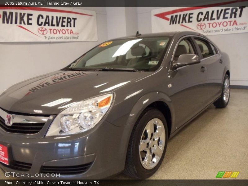 Techno Gray / Gray 2009 Saturn Aura XE