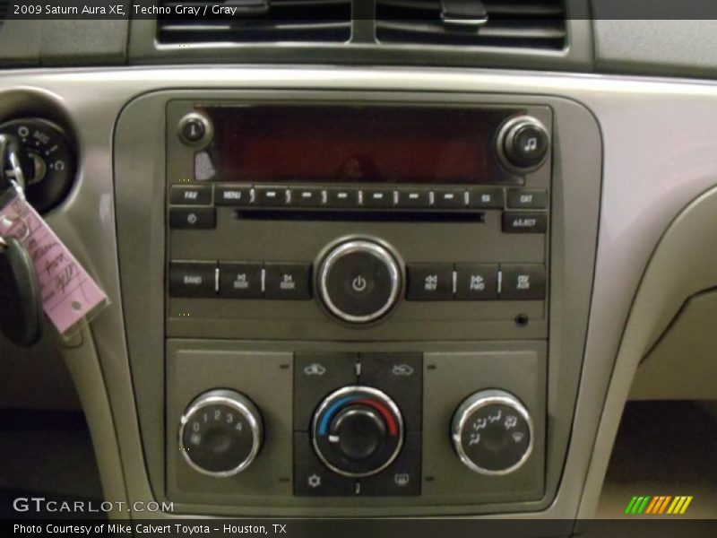 Techno Gray / Gray 2009 Saturn Aura XE