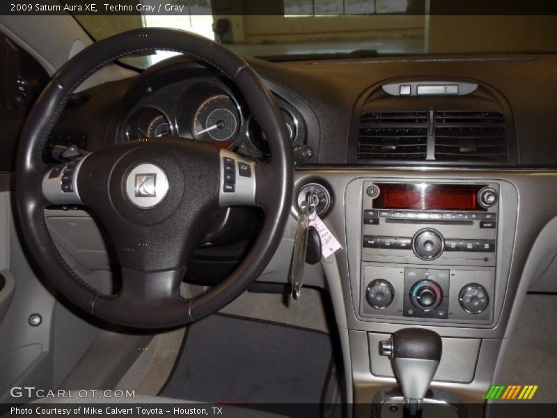 Techno Gray / Gray 2009 Saturn Aura XE