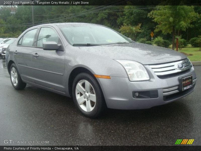 Tungsten Grey Metallic / Light Stone 2007 Ford Fusion SE