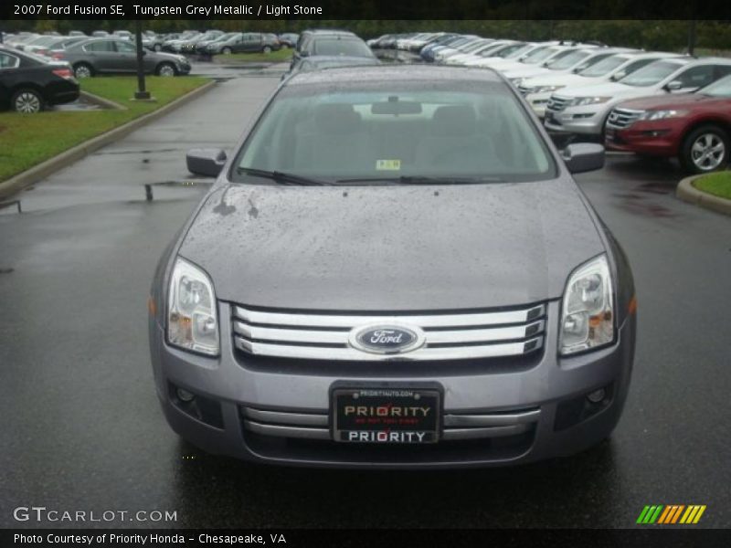 Tungsten Grey Metallic / Light Stone 2007 Ford Fusion SE