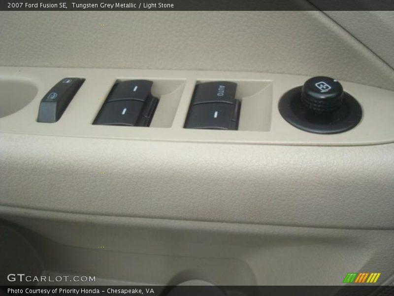 Tungsten Grey Metallic / Light Stone 2007 Ford Fusion SE