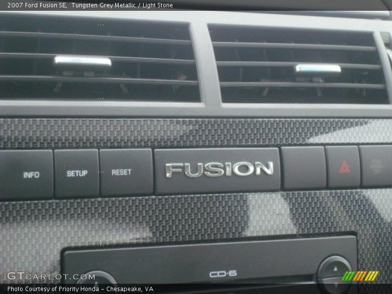 Tungsten Grey Metallic / Light Stone 2007 Ford Fusion SE