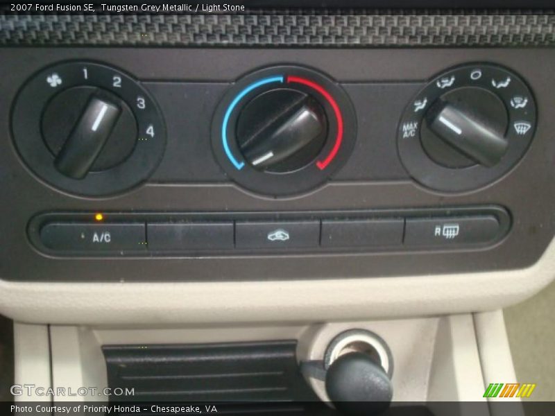 Tungsten Grey Metallic / Light Stone 2007 Ford Fusion SE