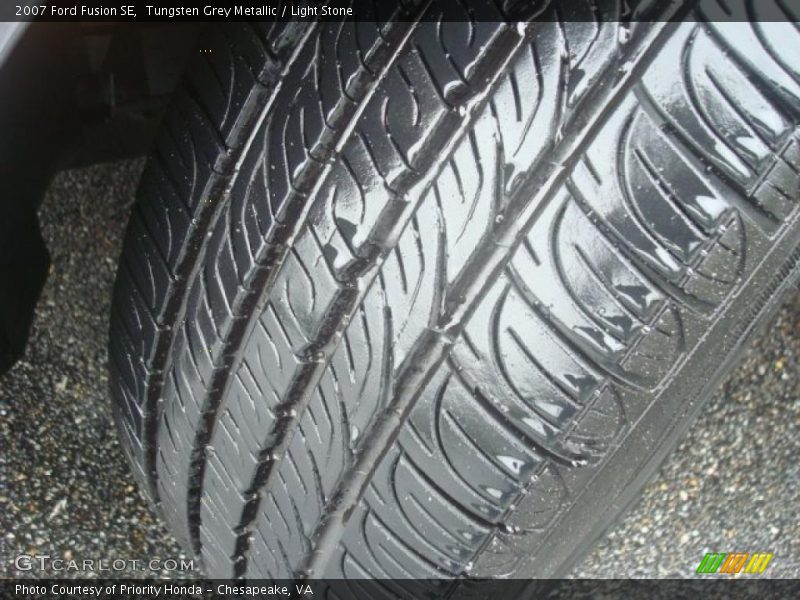 Tungsten Grey Metallic / Light Stone 2007 Ford Fusion SE