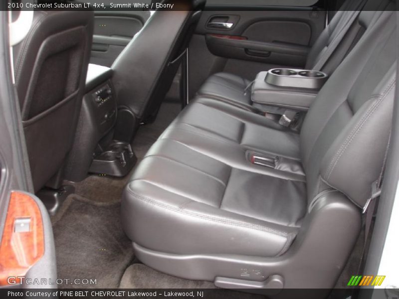 Summit White / Ebony 2010 Chevrolet Suburban LT 4x4