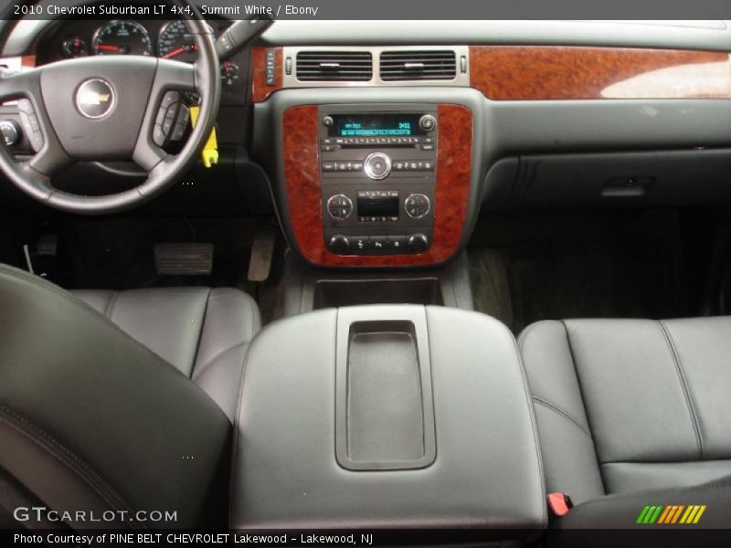 Summit White / Ebony 2010 Chevrolet Suburban LT 4x4