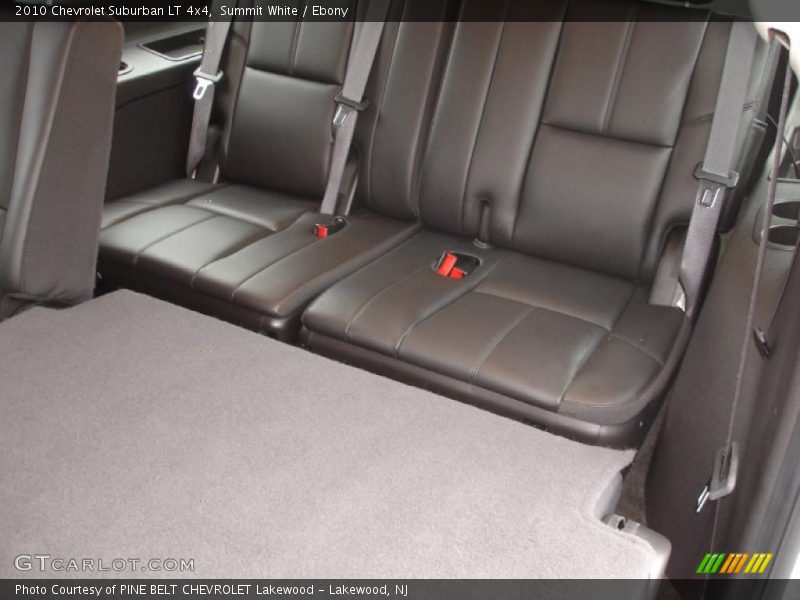 Summit White / Ebony 2010 Chevrolet Suburban LT 4x4
