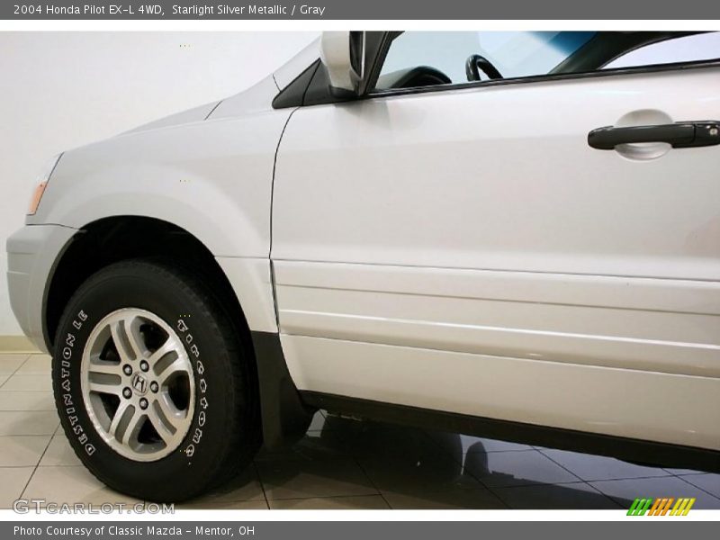 Starlight Silver Metallic / Gray 2004 Honda Pilot EX-L 4WD