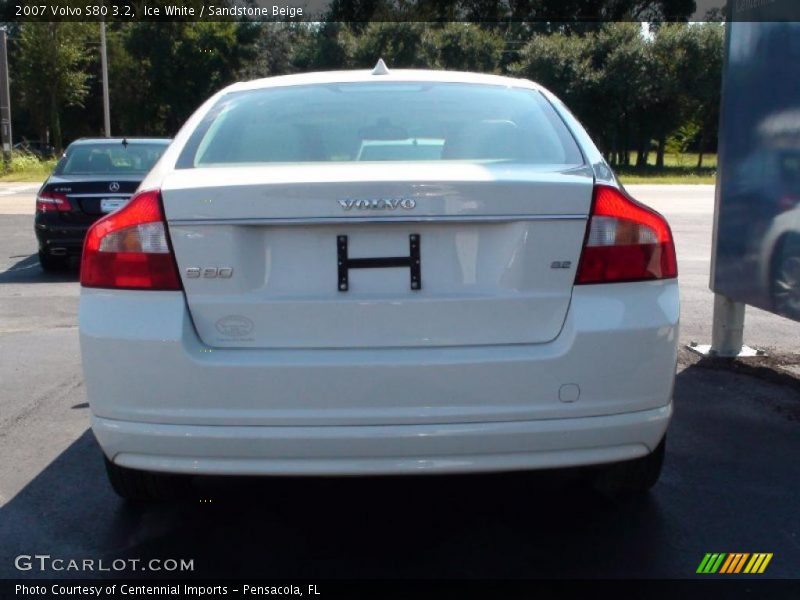 Ice White / Sandstone Beige 2007 Volvo S80 3.2