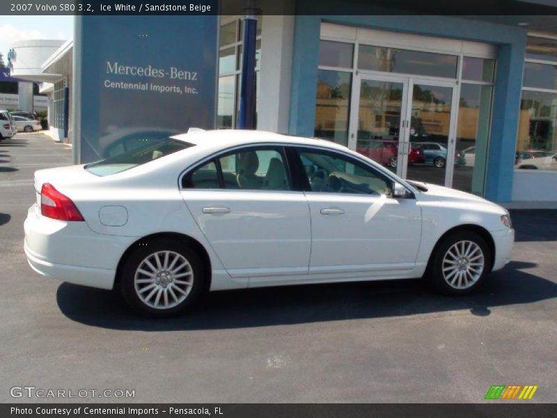Ice White / Sandstone Beige 2007 Volvo S80 3.2
