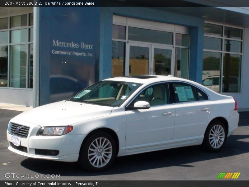 Ice White / Sandstone Beige 2007 Volvo S80 3.2
