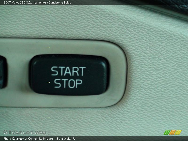 Ice White / Sandstone Beige 2007 Volvo S80 3.2