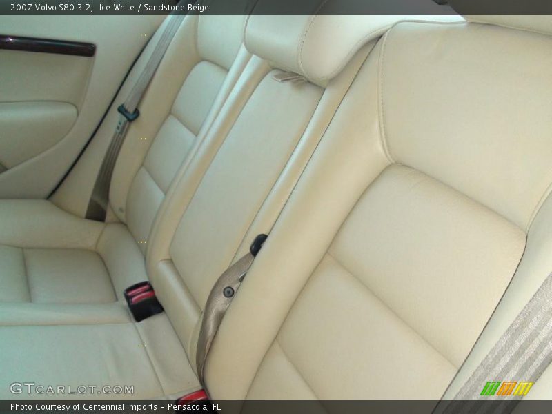 Ice White / Sandstone Beige 2007 Volvo S80 3.2